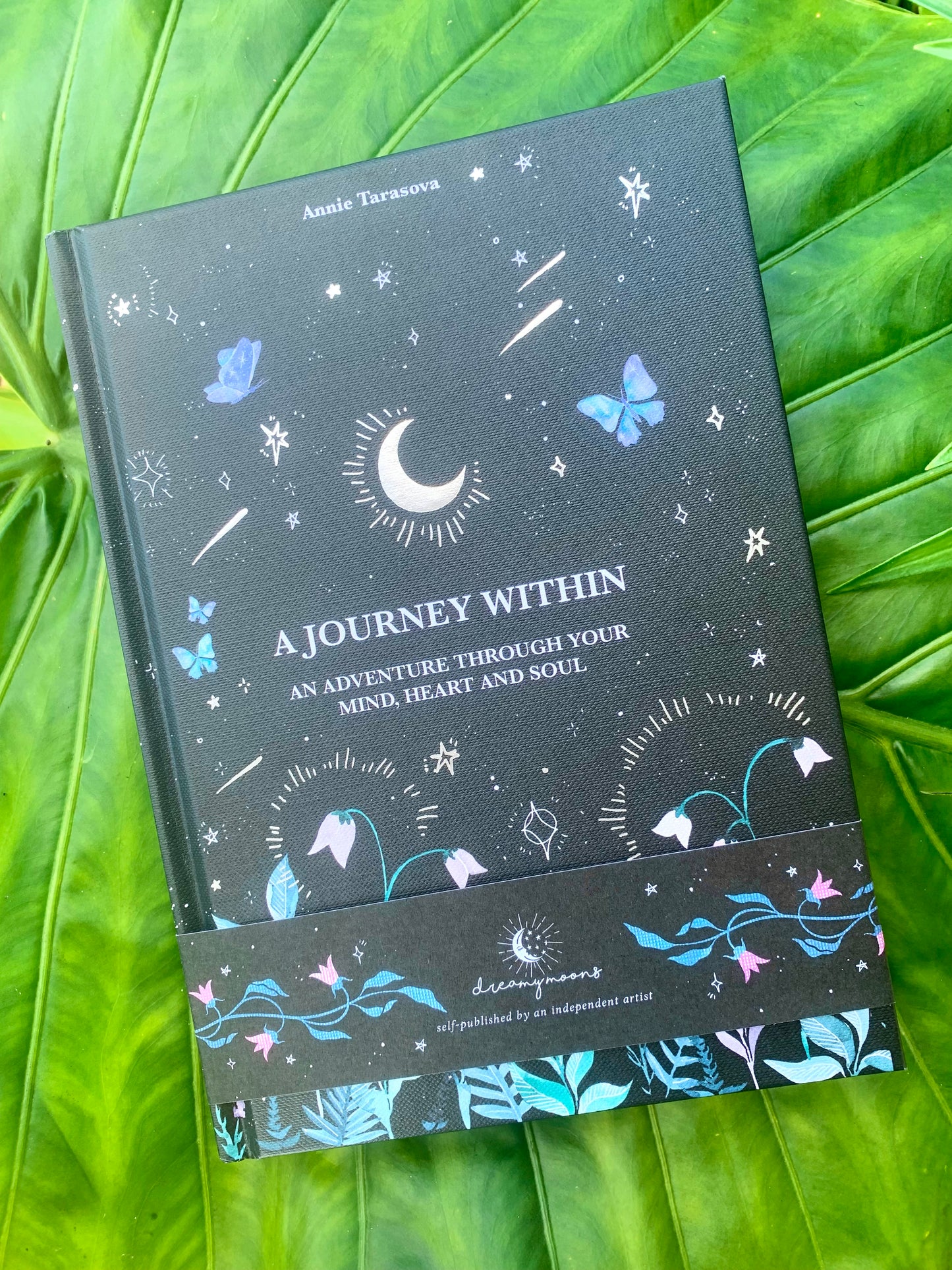 A JOURNEY WITHIN                    - journal by Dreamy Moons